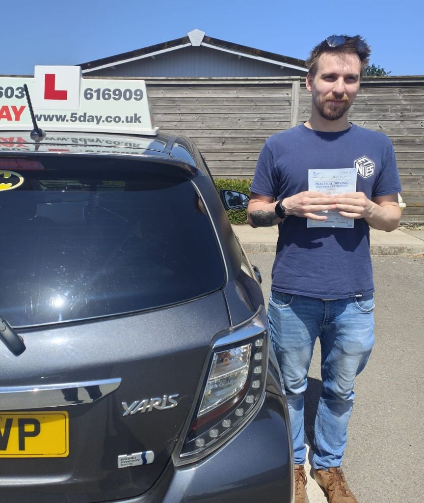 5Day Learner with 5Day Certificate - Yaris Car