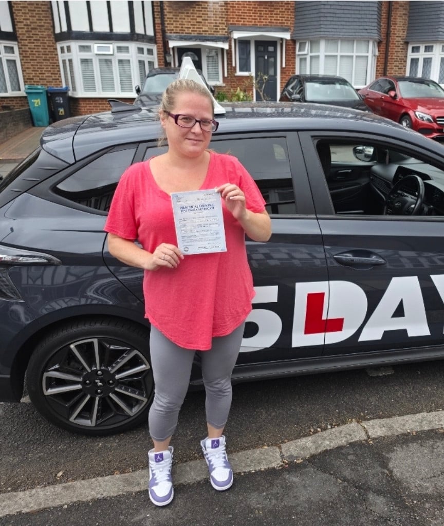 5Day Learner with 5Day Certificate - Young Blonde